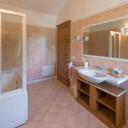Montello Country House 4*