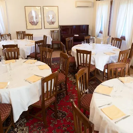 Hotel Montello Country House Ciano