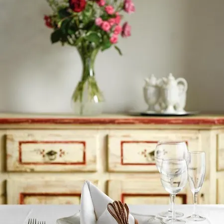 ホテル Montello Country House 4*